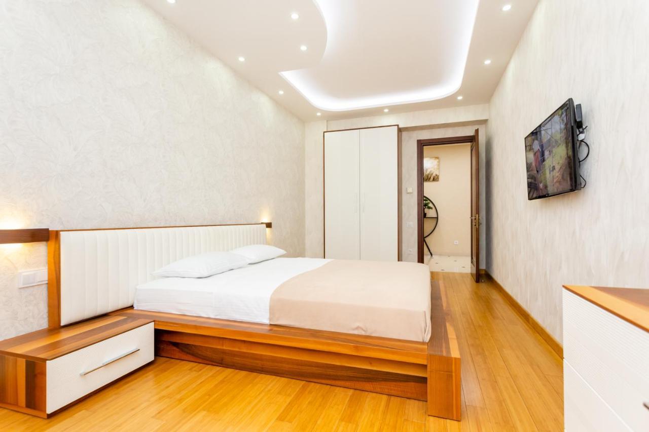 Central Cozy 3Bd-2Bath Apartment Tbilisi Eksteriør billede